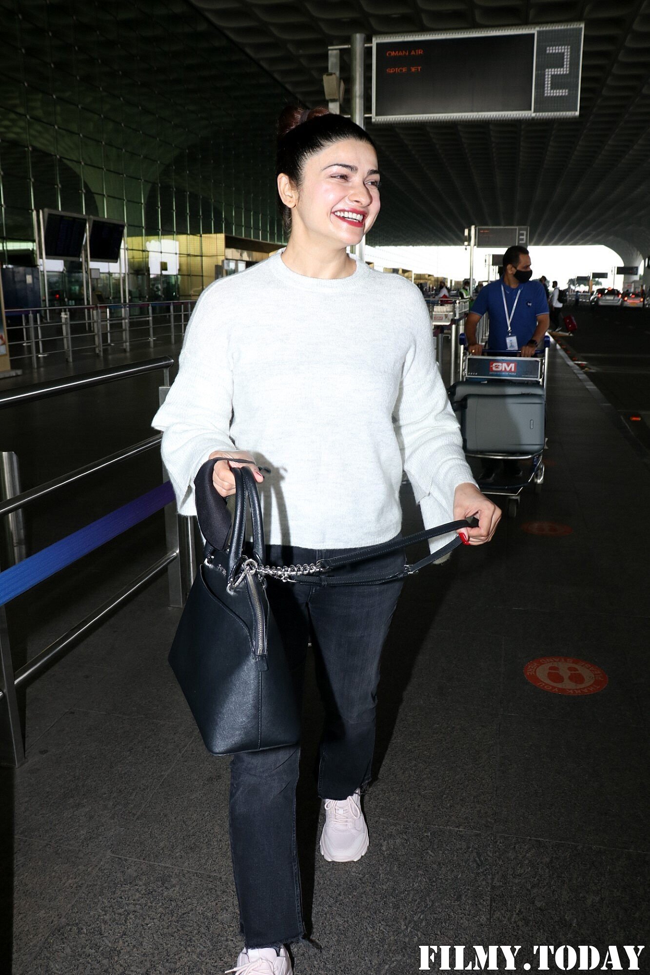 Prachi Desai - Photos: Celebs Spotted At Airport | Picture 1855558