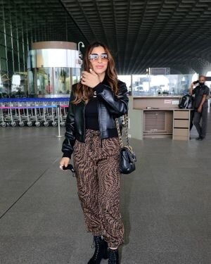 Sophie Choudry - Photos: Celebs Spotted At Airport