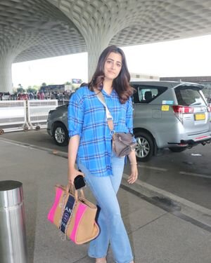 Nupur Sanon - Photos: Celebs Spotted At Airport | Picture 1867506