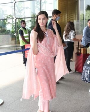 Nora Fatehi - Photos: Celebs Spotted At Airport | Picture 1867563