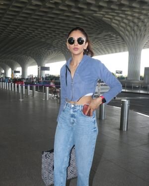 Rakul Preet Singh - Photos: Celebs Spotted At Airport | Picture 1867523
