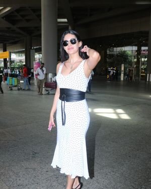Amyra Dastur - Photos: Celebs Spotted At Airport | Picture 1867623