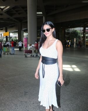 Amyra Dastur - Photos: Celebs Spotted At Airport | Picture 1867624