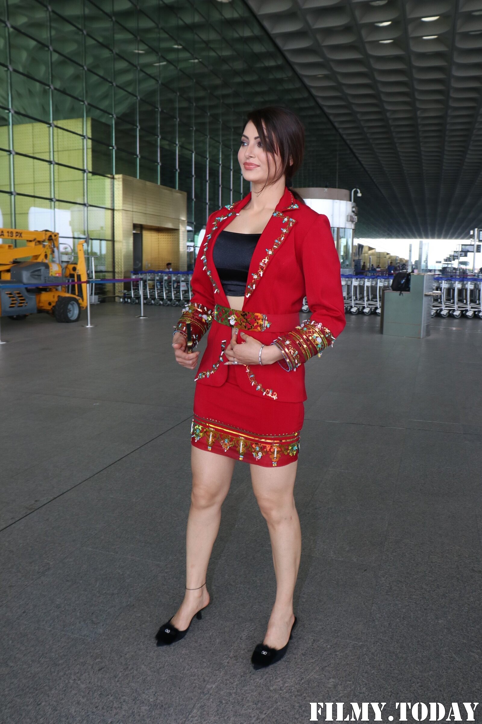 Urvashi Rautela - Photos: Celebs Spotted At Airport | Picture 1867647