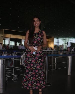 Digangana Suryavanshi - Photos: Celebs Spotted At Airport | Picture 1867659