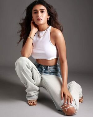 Shalini Pandey Latest Photos | Picture 1883970