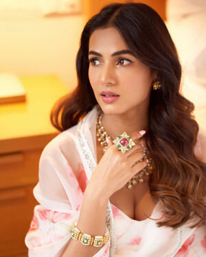 Sonal Chauhan Latest Photos | Picture 1884364