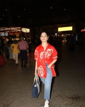 Tamanna Bhatia - Photos: Celebs Spotted At Airport