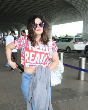 Zarine Khan - Photos: Celebs Spotted At Airport | Picture 1887430