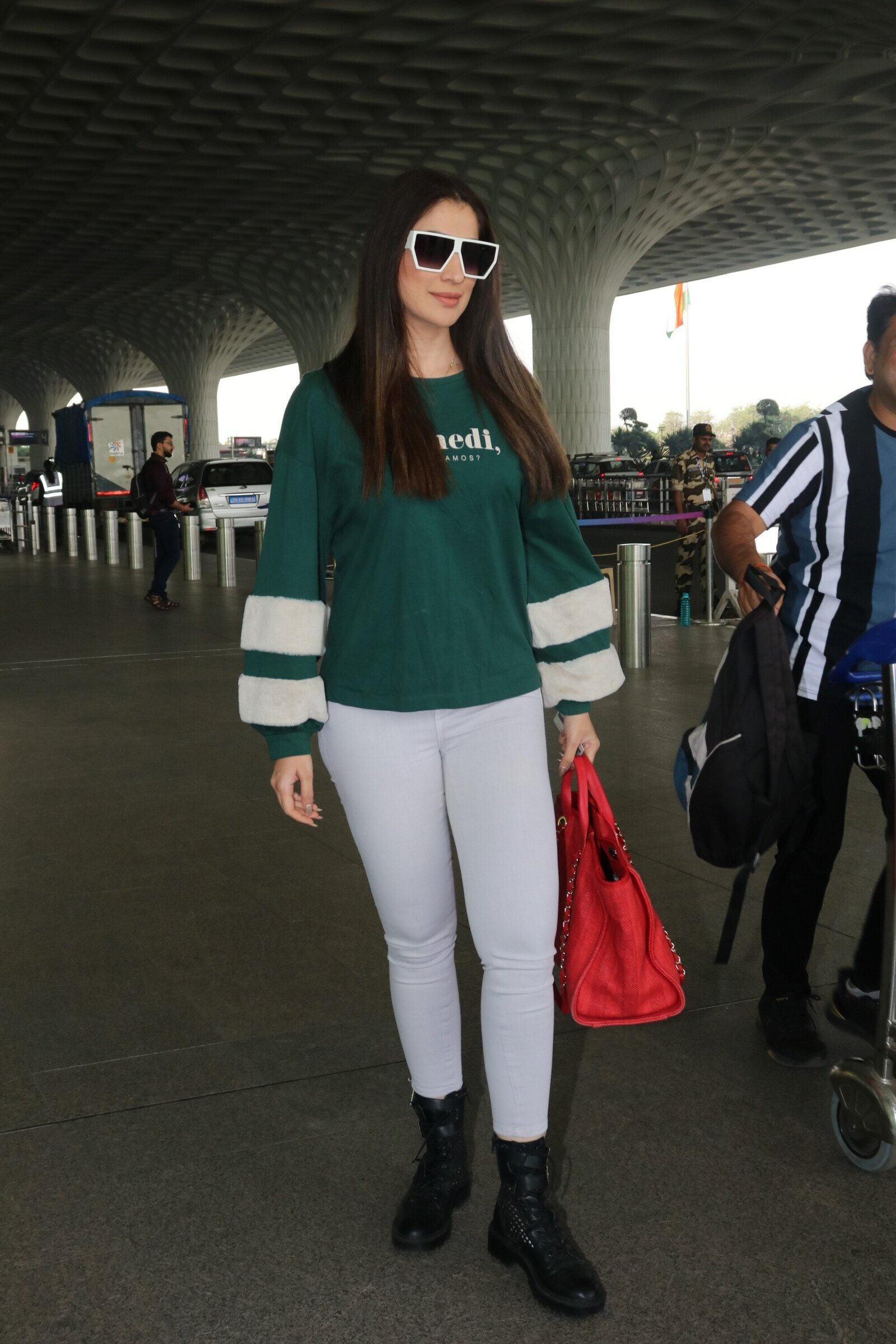 Raai Laxmi - Photos: Celebs Spotted At Airport | Picture 1903253