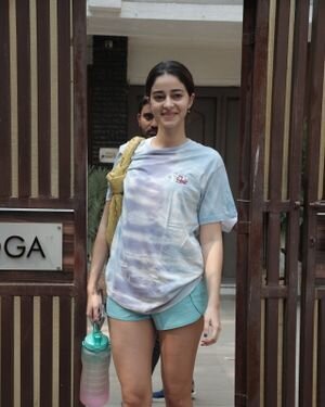 Ananya Panday - Photos: Celebs Spotted Outside Yoga Class