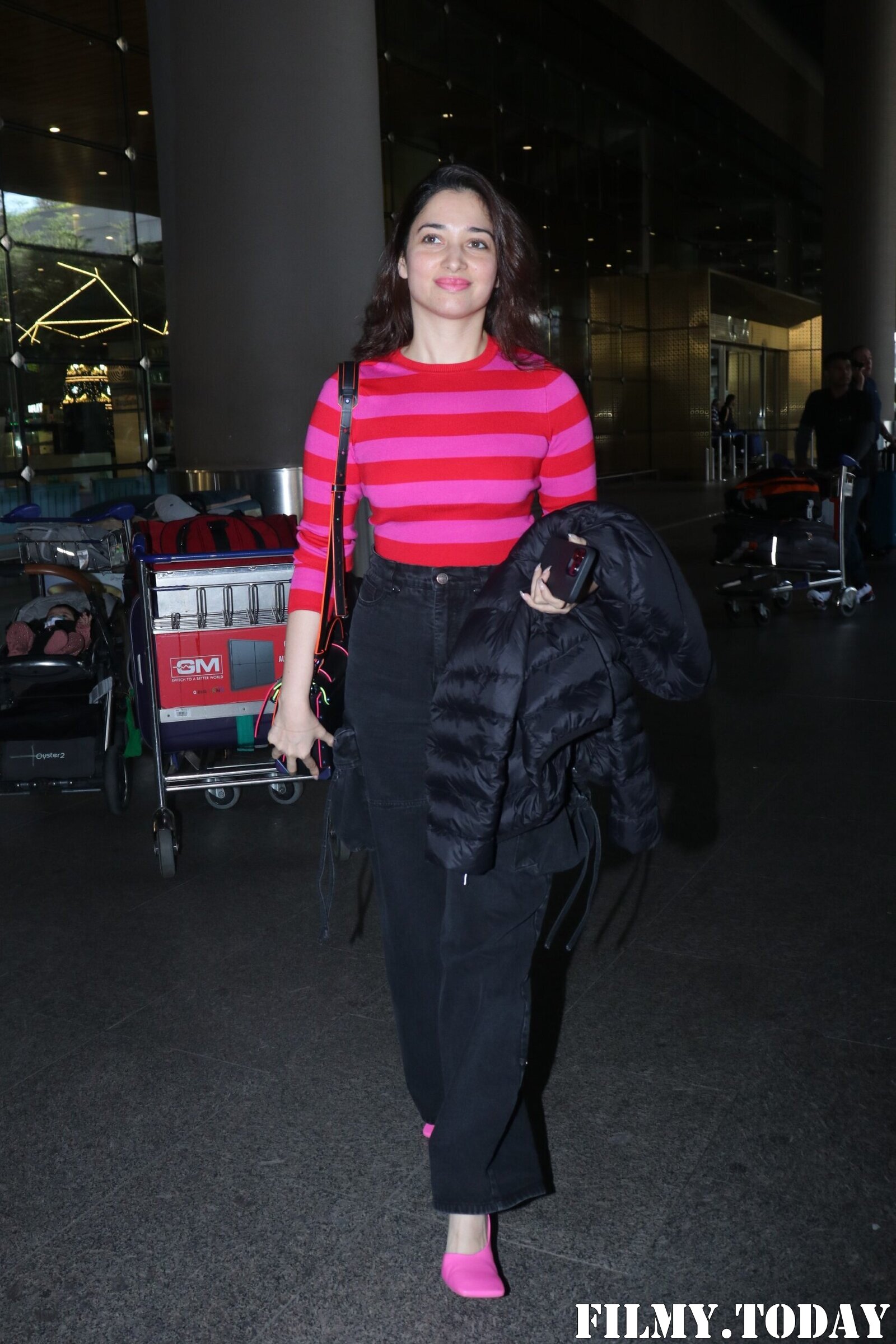 Tamanna Bhatia - Photos: Celebs Spotted At Airport | Picture 1903375