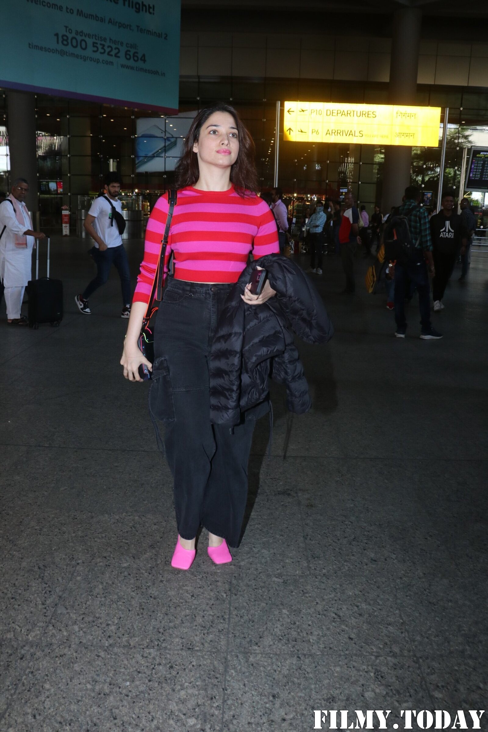 Tamanna Bhatia - Photos: Celebs Spotted At Airport | Picture 1903377