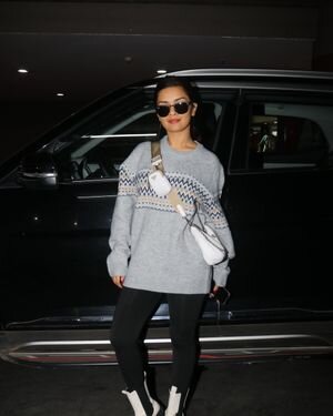 Avneet Kaur - Photos: Celebs Spotted At Airport | Picture 1903425