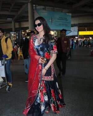 Urvashi Rautela - Photos: Celebs Spotted At Airport | Picture 1903431