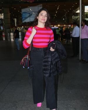 Tamanna Bhatia - Photos: Celebs Spotted At Airport | Picture 1903380