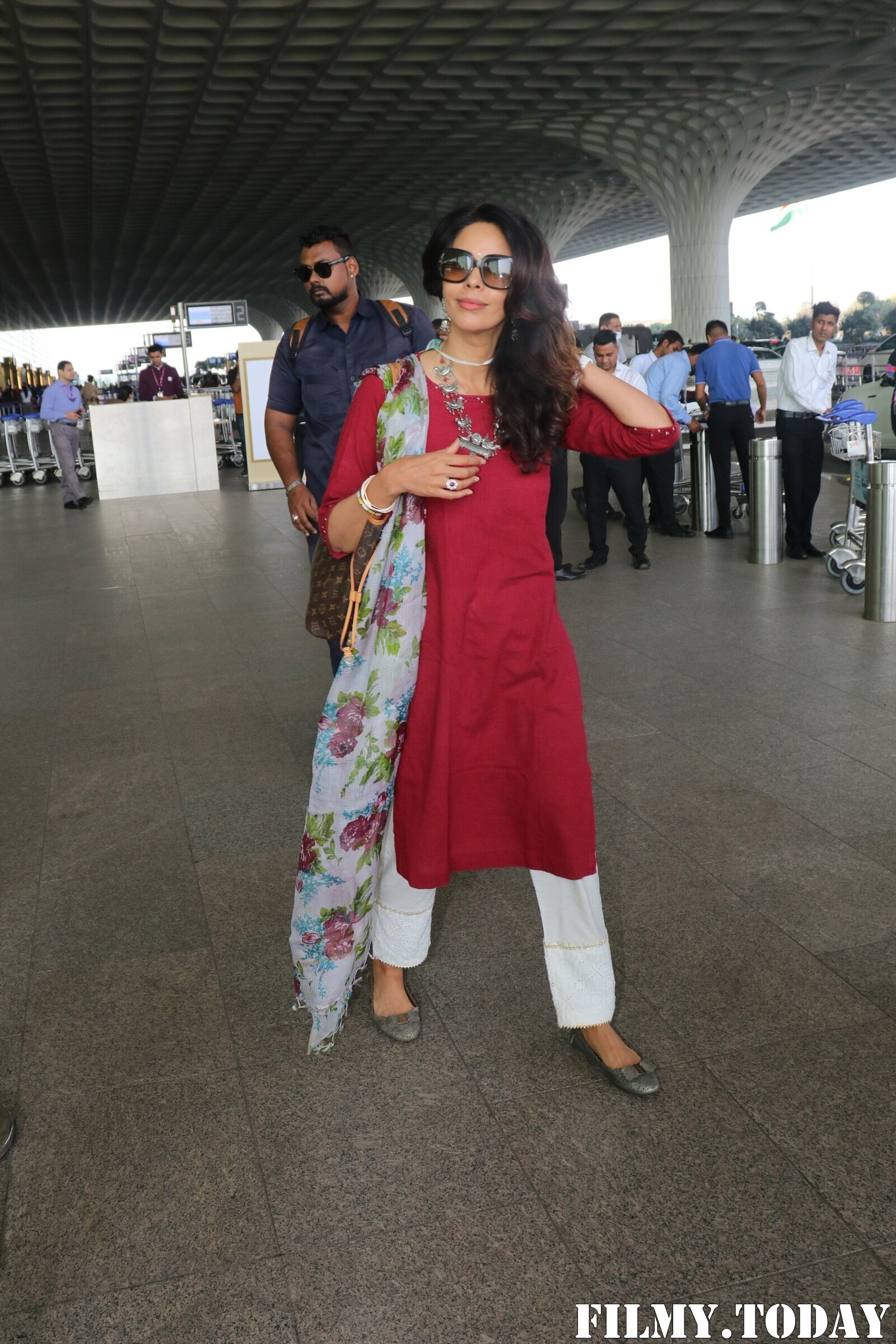Mallika Sherawat - Photos: Celebs Spotted At Airport | Picture 1903598