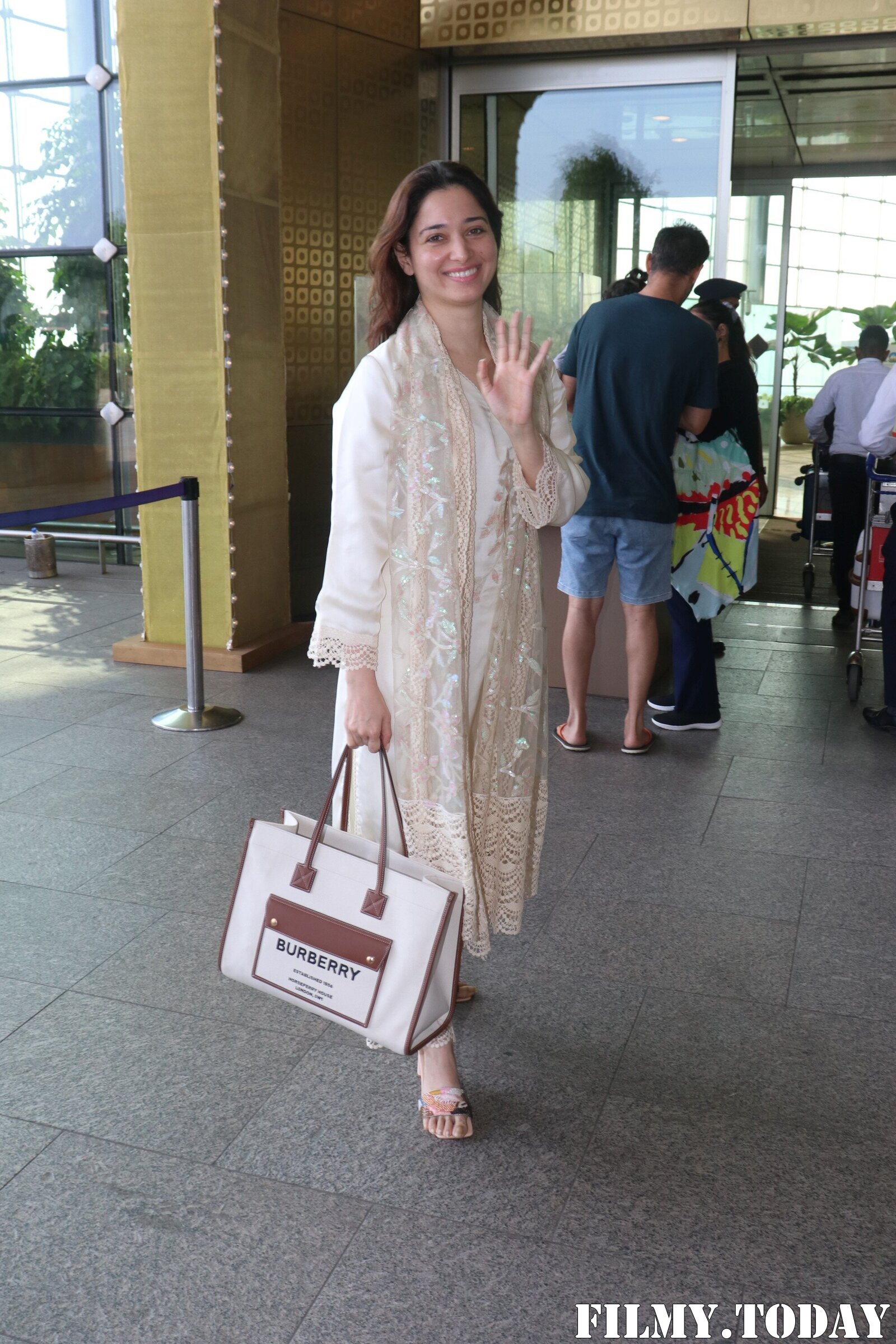 Tamanna Bhatia - Photos: Celebs Spotted At Airport | Picture 1903595
