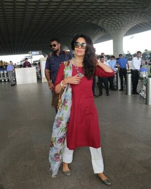Mallika Sherawat - Photos: Celebs Spotted At Airport