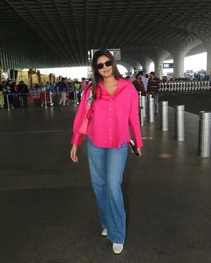 Anjali Arora - Photos: Celebs Spotted At Airport | Picture 1903584