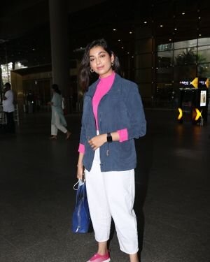 Digangana Suryavanshi - Photos: Celebs Spotted At Airport | Picture 1861238