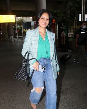 Deepika Singh - Photos: Celebs Spotted At Airport | Picture 1861198