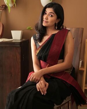 Anju Kurian New Photos | Picture 1862763