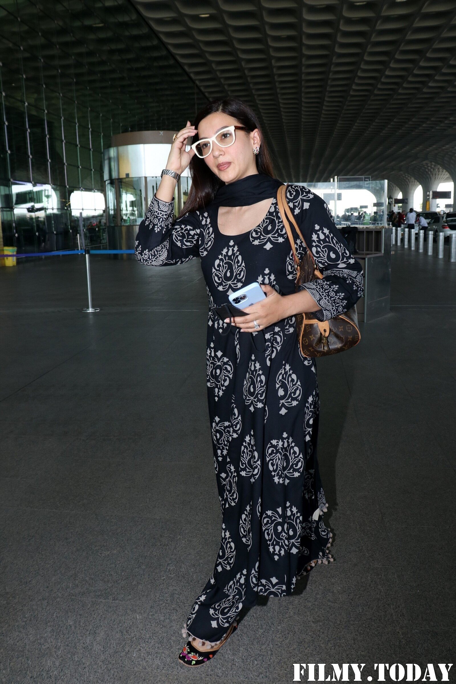 Gauhar Khan - Photos: Celebs Spotted At Airport | Picture 1862190