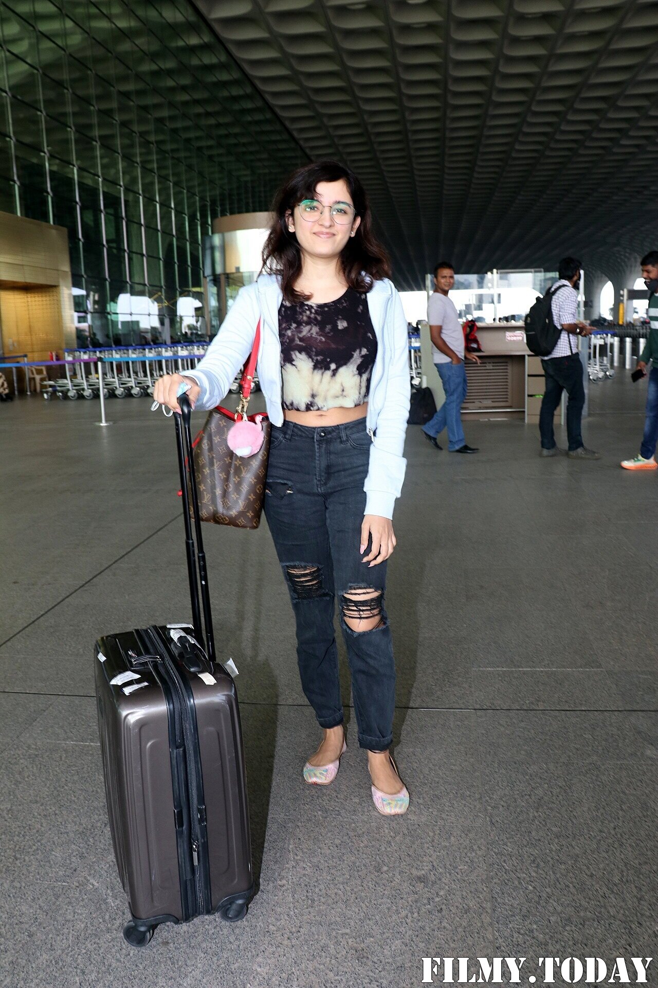 Shirley Setia - Photos: Celebs Spotted At Airport | Picture 1862150