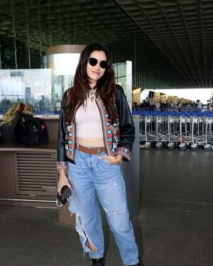 Sonnalli Seygall - Photos: Celebs Spotted At Airport | Picture 1862168