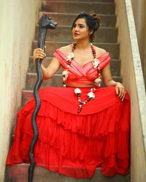 Ashu Reddy Latest Photos | Picture 1863767