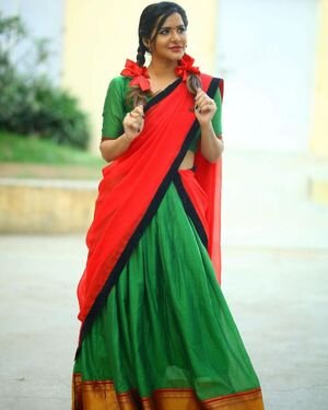 Ashu Reddy Latest Photos | Picture 1863691