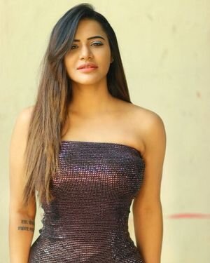 Ashu Reddy Latest Photos | Picture 1856674