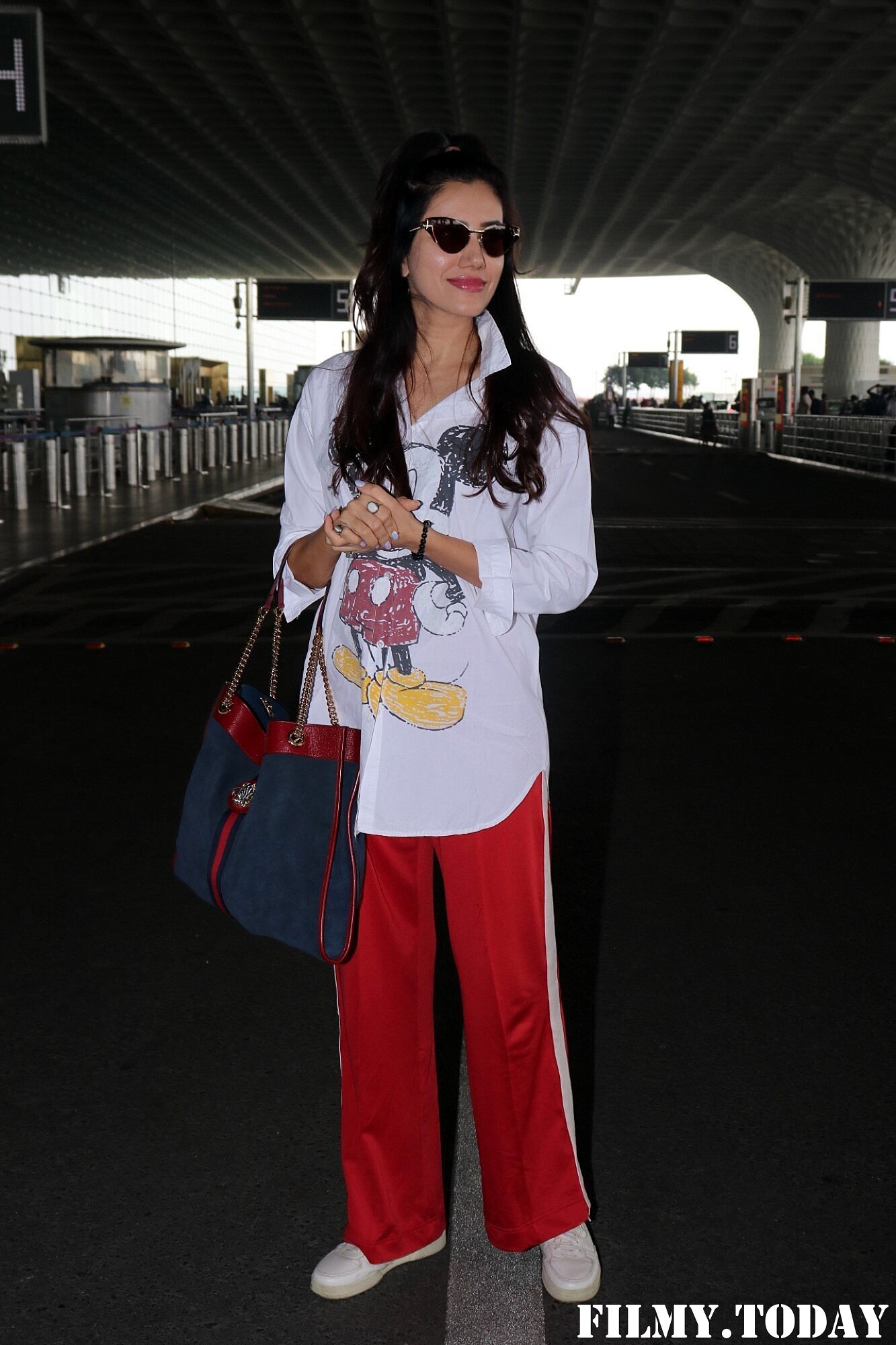 Sonnalli Seygall - Photos: Celebs Spotted At Airport | Picture 1858164