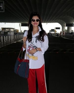 Sonnalli Seygall - Photos: Celebs Spotted At Airport | Picture 1858161