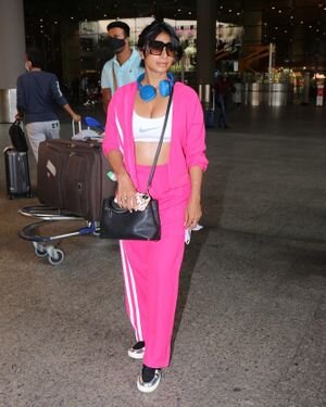 Tanisha Mukherjee - Photos: Celebs Spotted At Airport | Picture 1858111