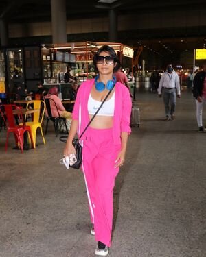 Tanisha Mukherjee - Photos: Celebs Spotted At Airport | Picture 1858117