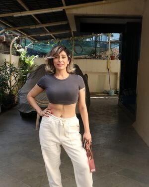 Neha Bhasin - Photos: Celebs Spotted At Bandra | Picture 1860424
