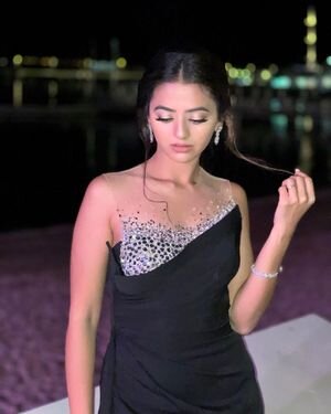 Helly Shah Latest Photos | Picture 1877481