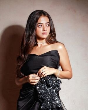 Helly Shah Latest Photos | Picture 1877487