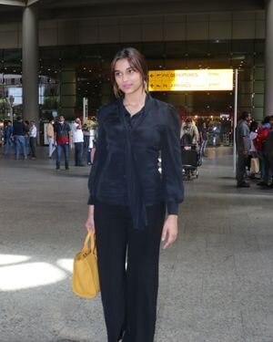 Saiee Manjrekar - Photos: Celebs Spotted At Airport | Picture 1877558