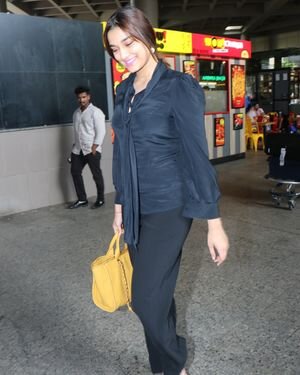 Saiee Manjrekar - Photos: Celebs Spotted At Airport | Picture 1877556