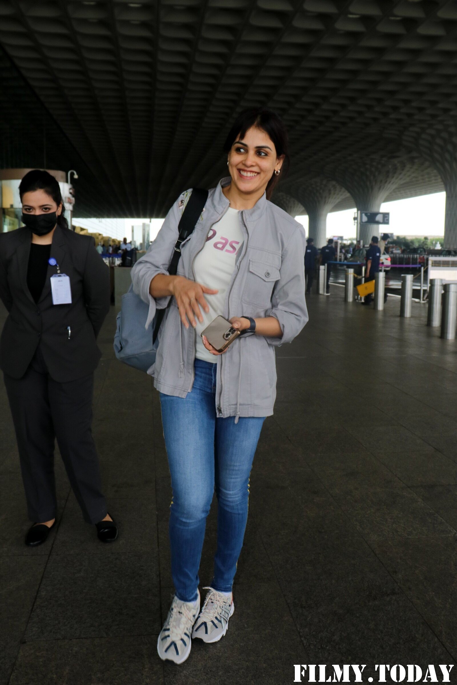 Genelia D Souza - Photos: Celebs Spotted At Airport | Picture 1879940