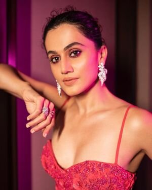 Taapsee Pannu Latest Photos | Picture 1880091