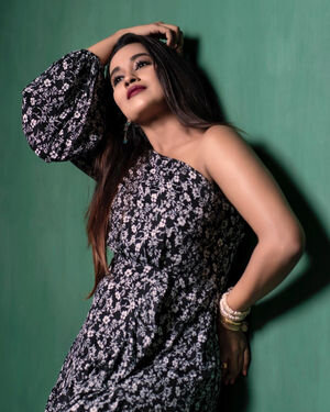 Kaavya Arivumani Latest Photos | Picture 1880460