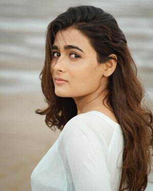 Shalini Pandey Latest Photos | Picture 1881349