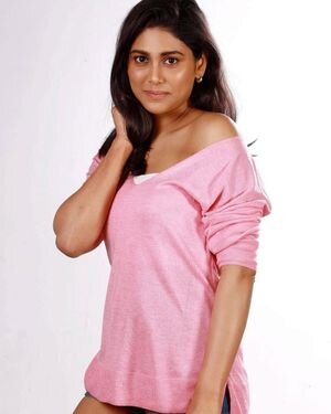Actress Manisha Yadav Latest Photos | Picture 1881606