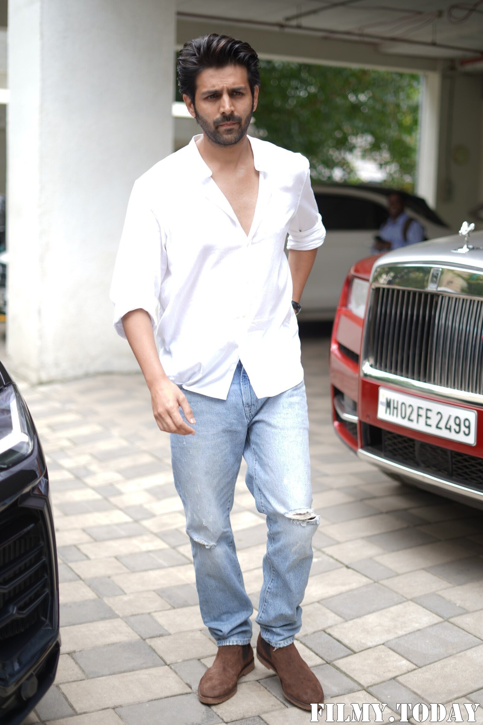 Kartik Aaryan - Photos: Celebs Spotted At T-Series | Picture 1883198