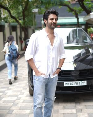 Kartik Aaryan - Photos: Celebs Spotted At T-Series | Picture 1883200