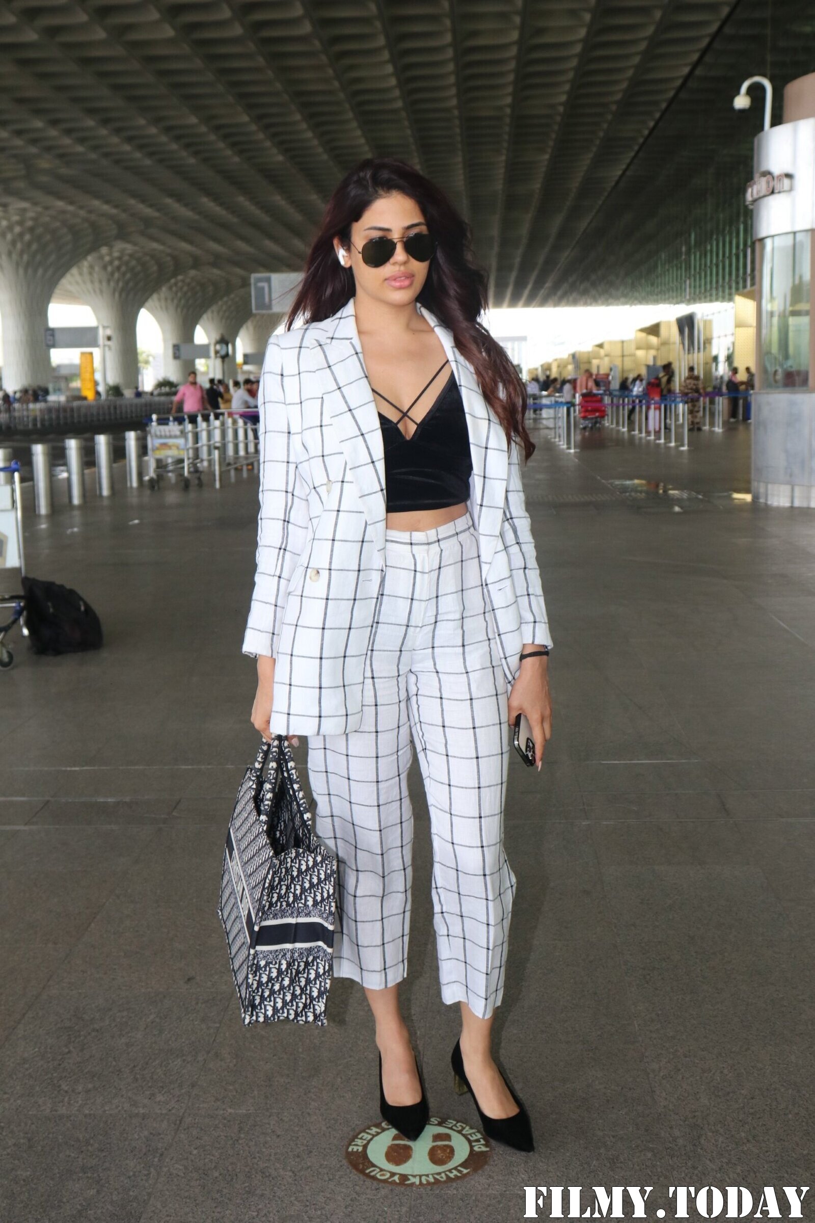 Renu Kaushal - Photos: Celebs Spotted At Airport | Picture 1868747